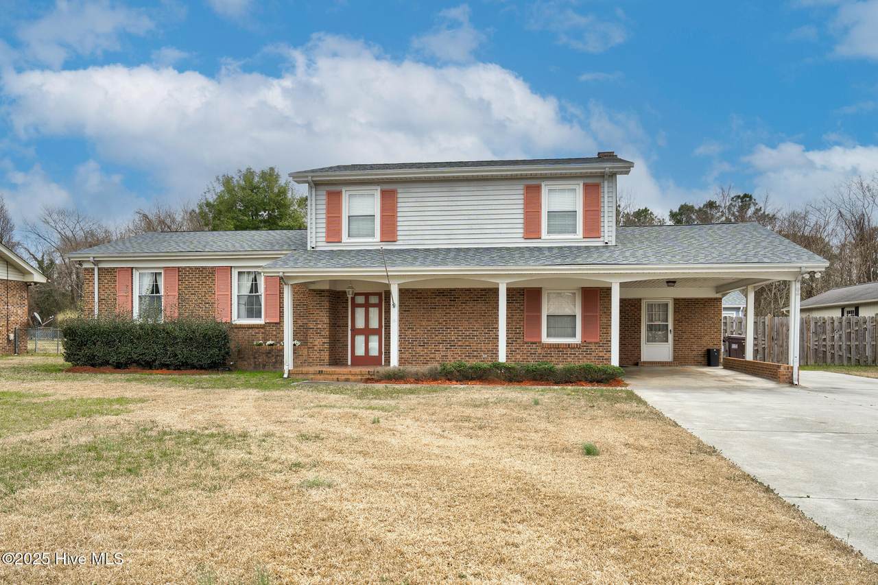 211 Brandon Avenue - Photo 1