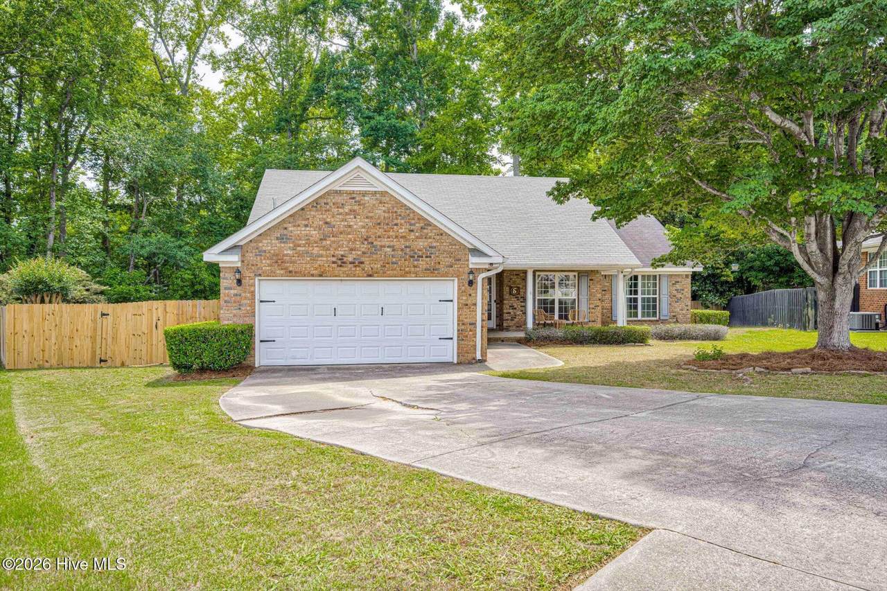 536 Julia Court - Photo 1
