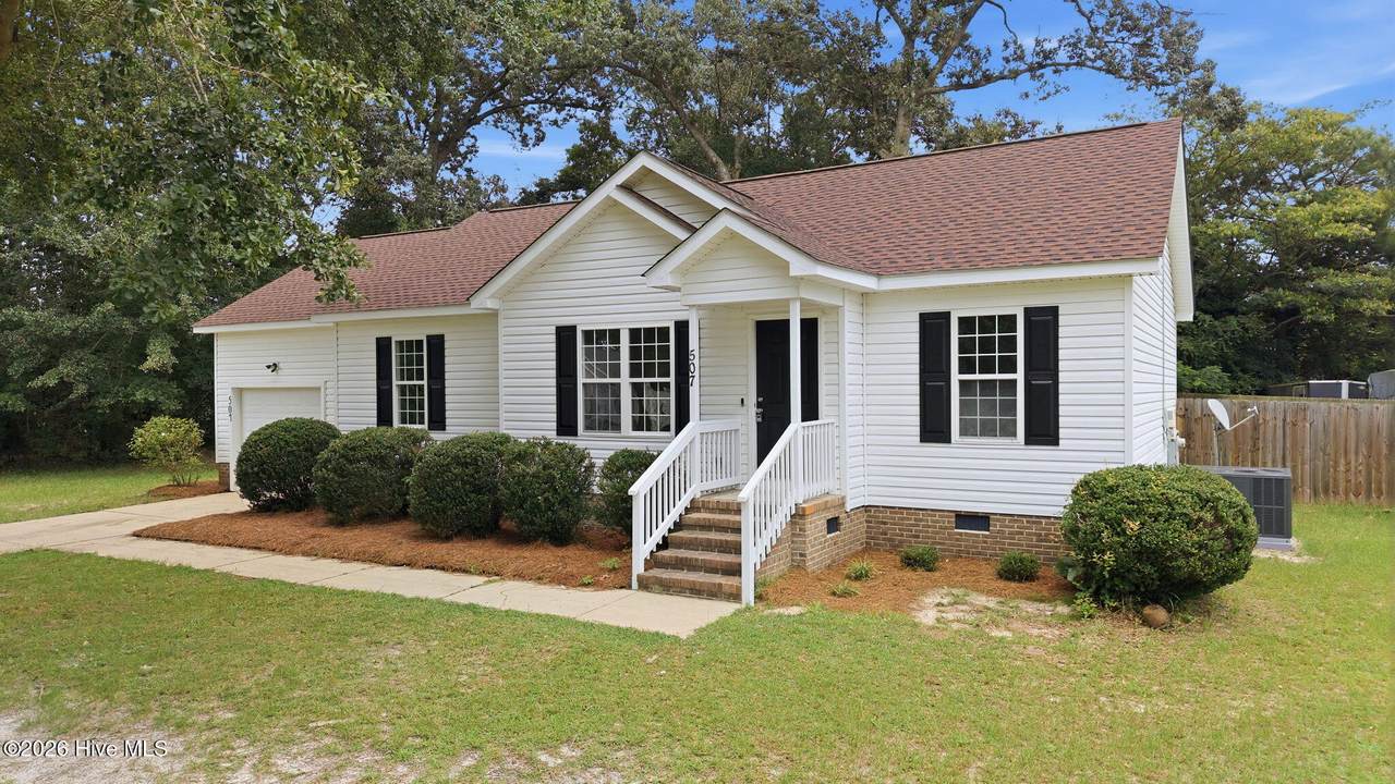 507 Twin Creeks Drive - Photo 1