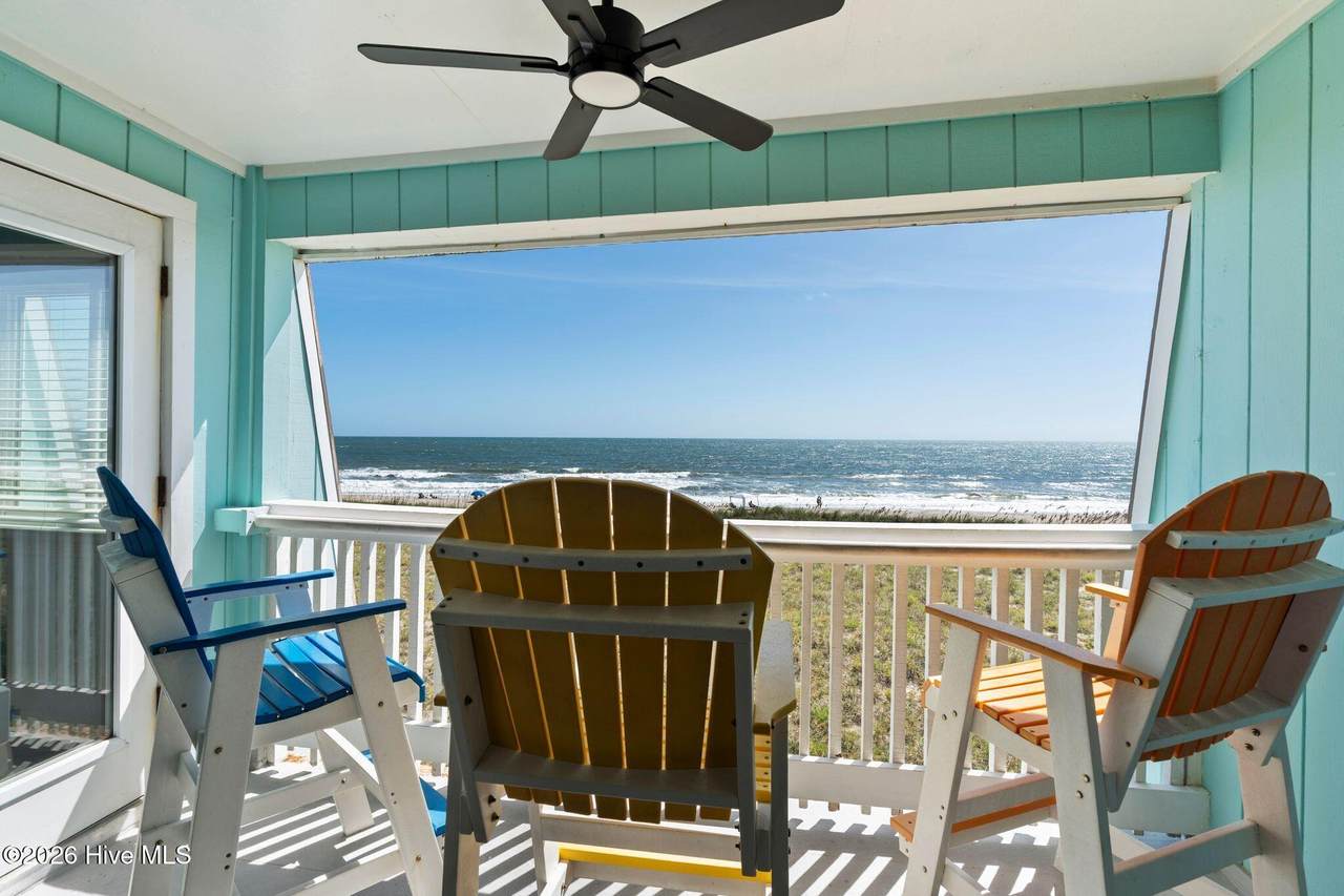 918 Carolina Beach Avenue - Photo 1