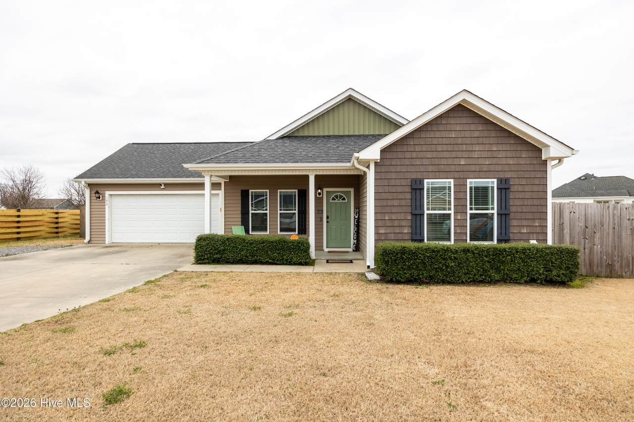 106 Kenison Way - Photo 1