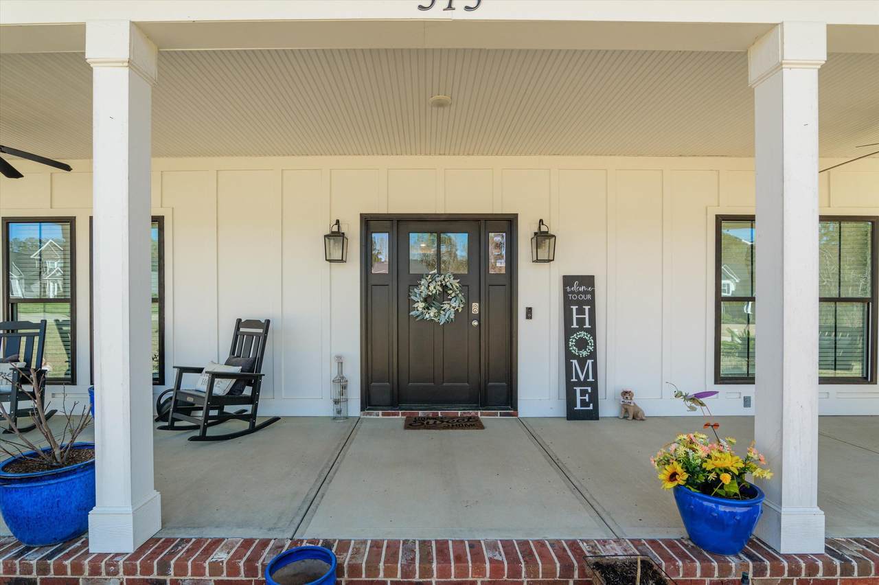 313 Militia Loop - Photo 1