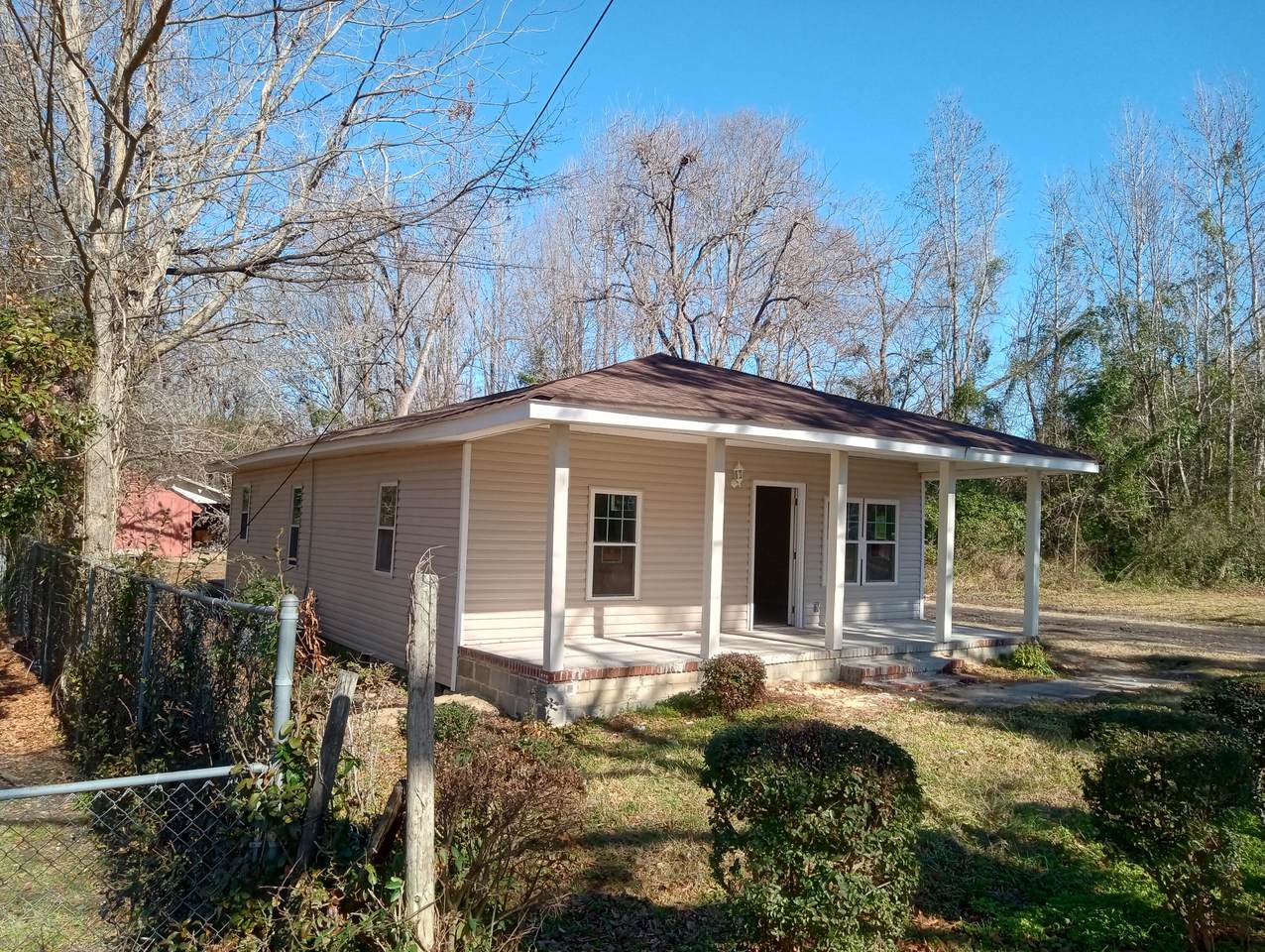 124 West Street - Photo 1