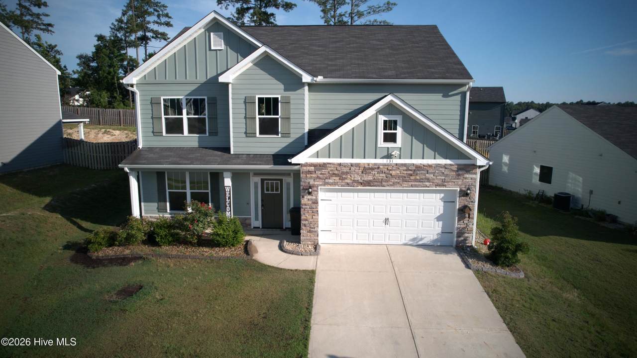 131 Pebble Lane - Photo 1