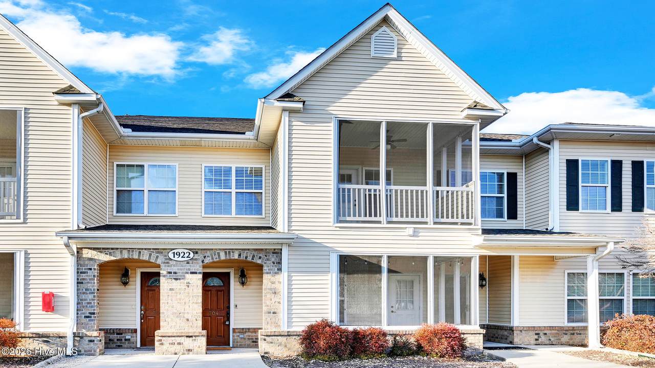 1922 Tara Court - Photo 1