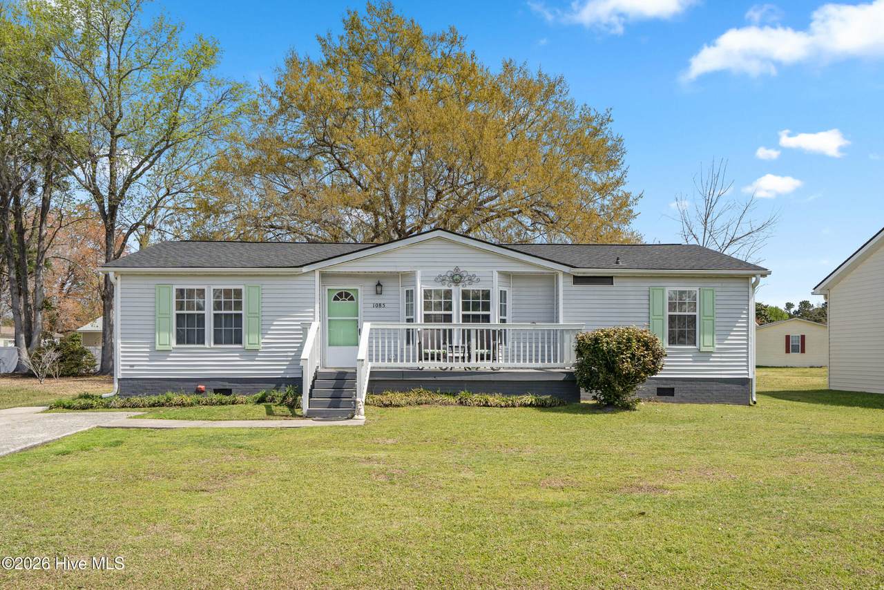 1085 Waterview Lane - Photo 1