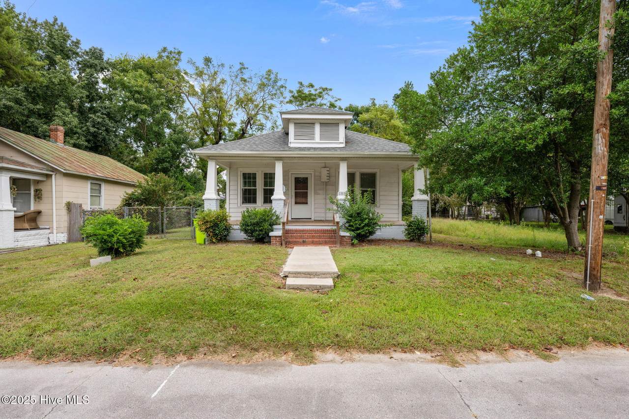 1810 Wilmington Street - Photo 1