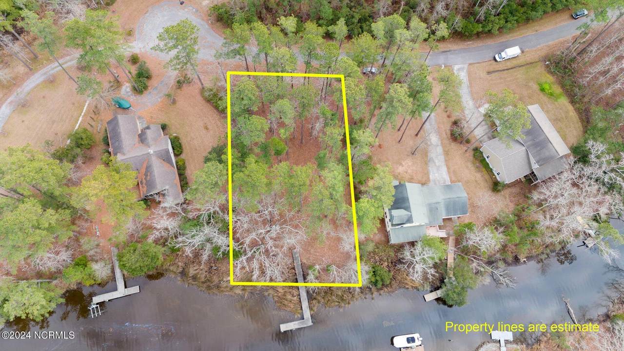 7013 Fairwinds Drive - Photo 1