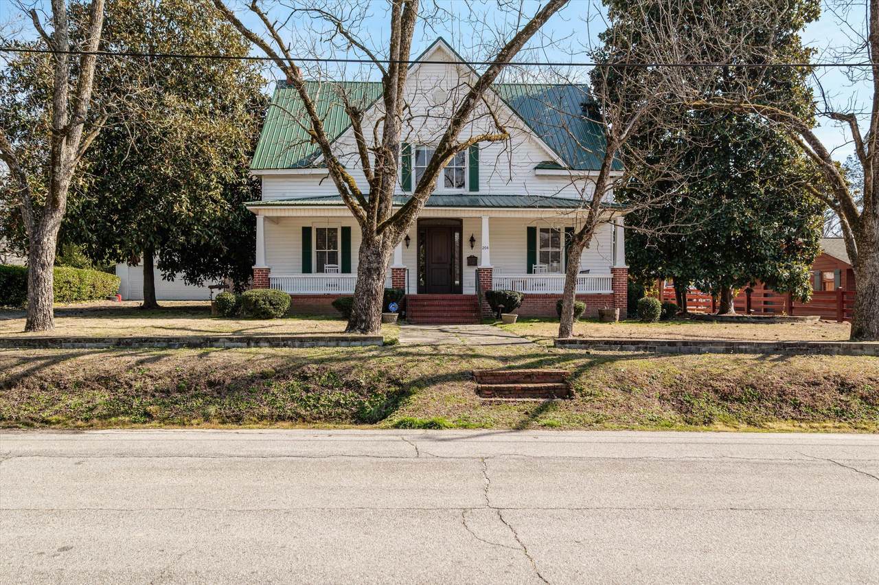 204 Gibson Street - Photo 1