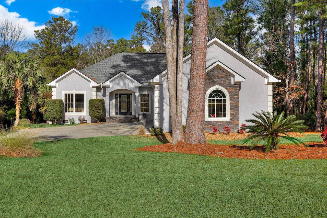 205 Pirates Cove - Photo 1