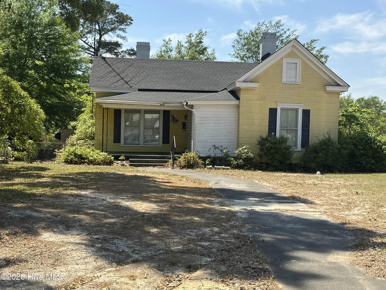 627 Washington Avenue - Photo 1