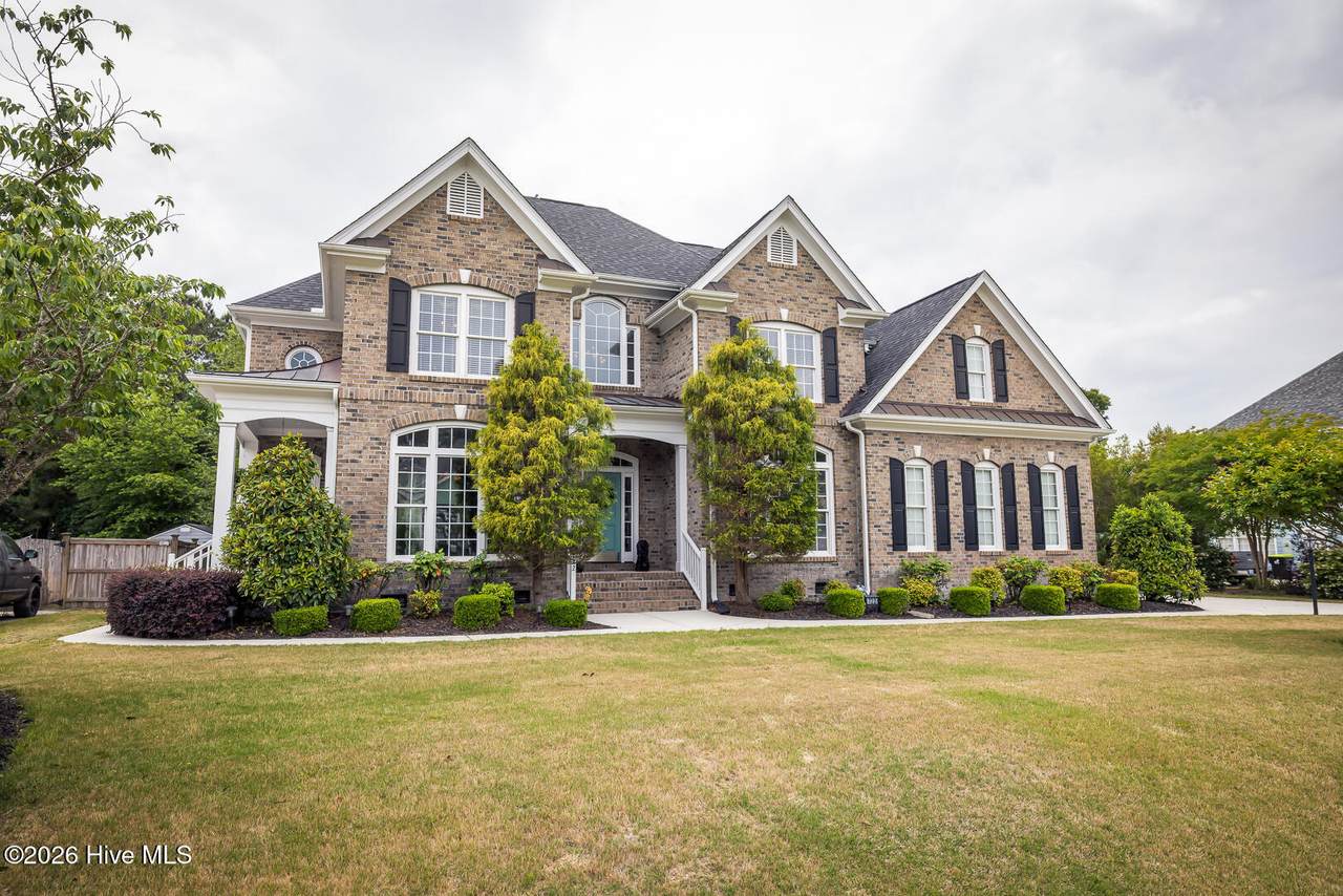 722 Chablis Way - Photo 1