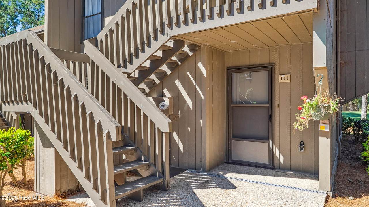 115 Beulah Hill Road - Photo 1