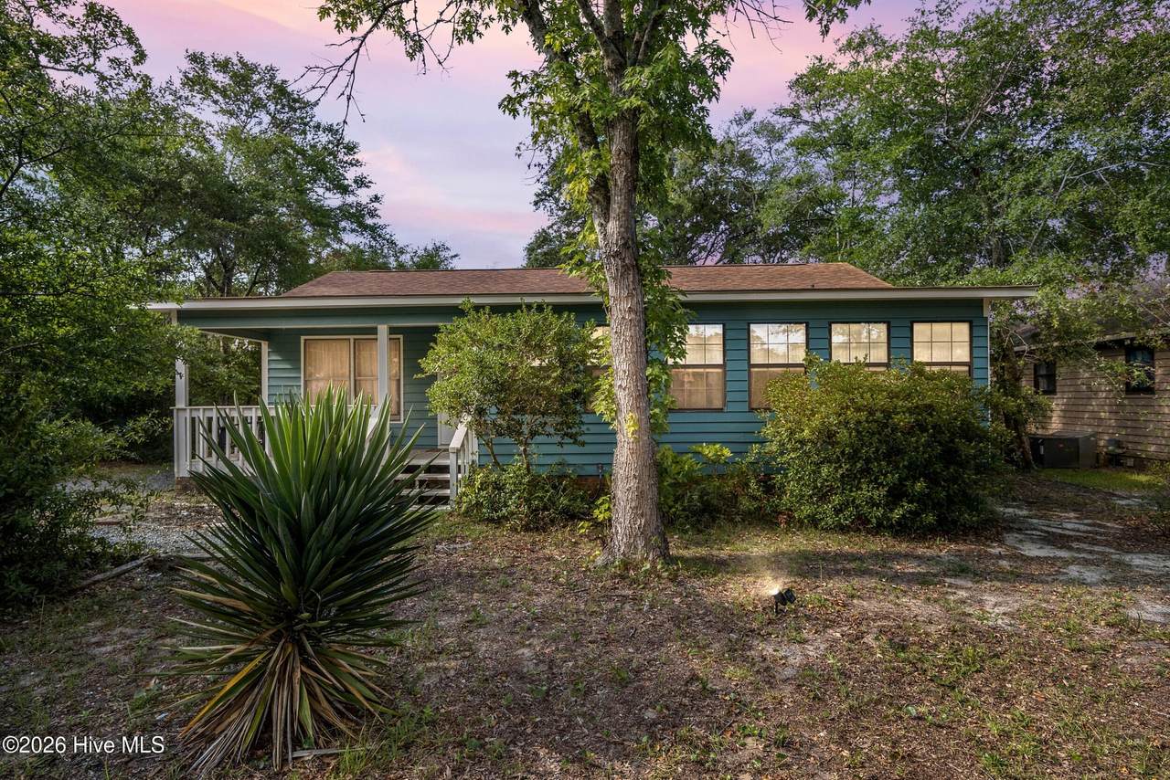 603 Oak Island Drive - Photo 1