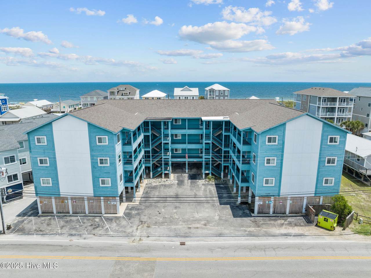 1404 Canal Drive - Photo 1
