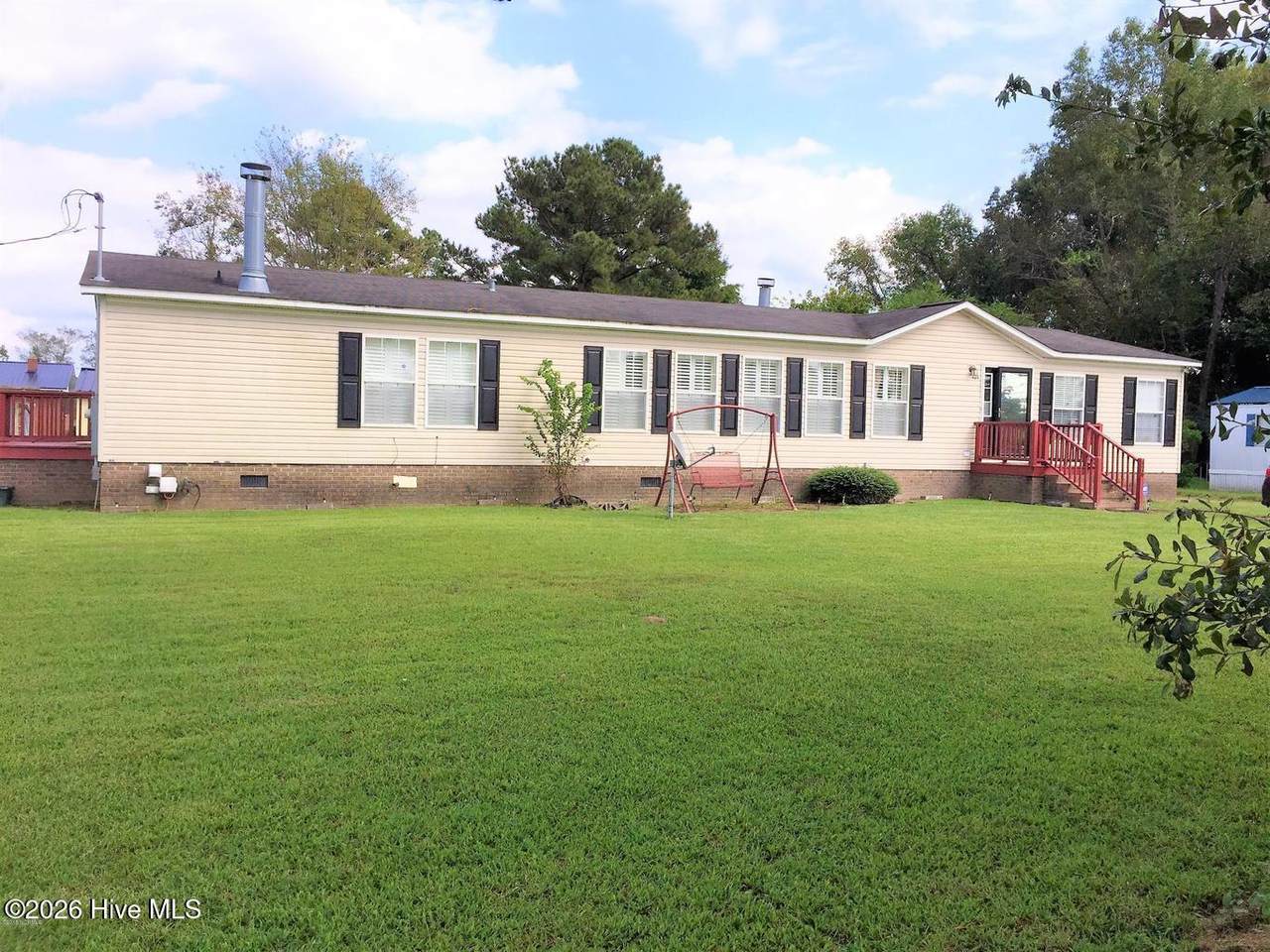 426 Everett Street - Photo 1