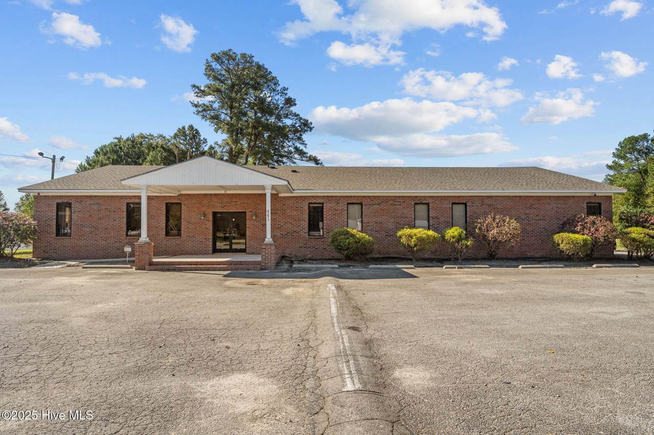441 Kinston Highway - Photo 1