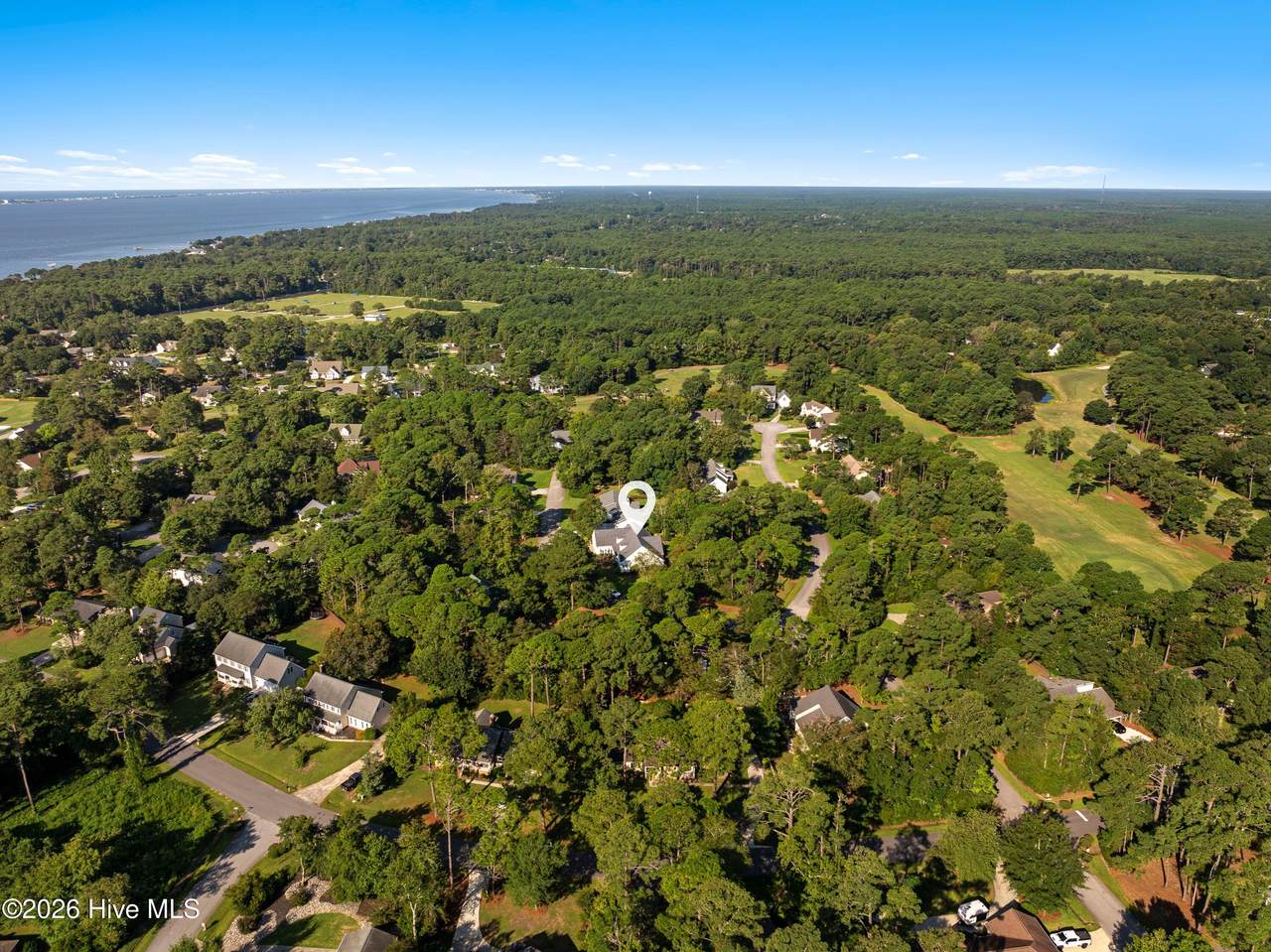102 Fairway Drive - Photo 1