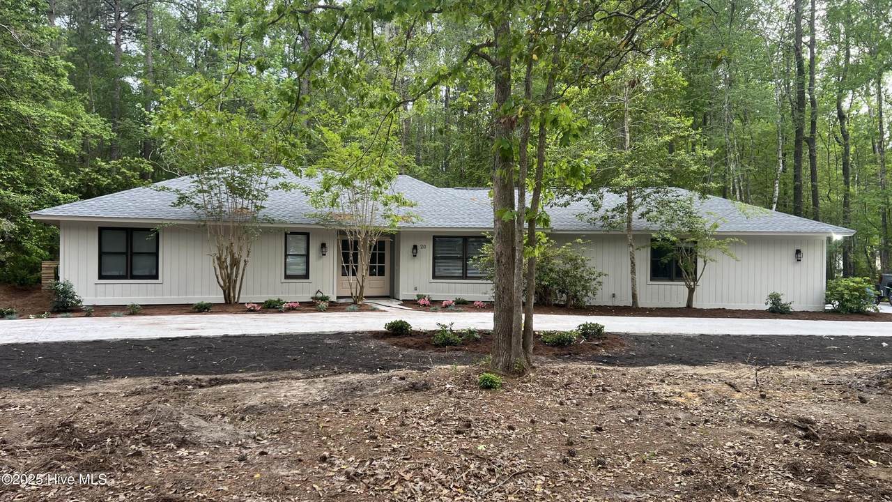 20 Sunfield Drive - Photo 1