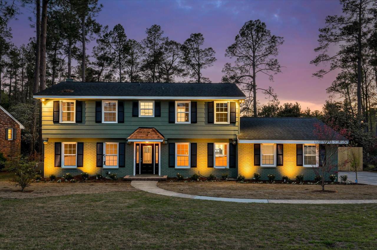 814 Dunbarton Drive - Photo 1