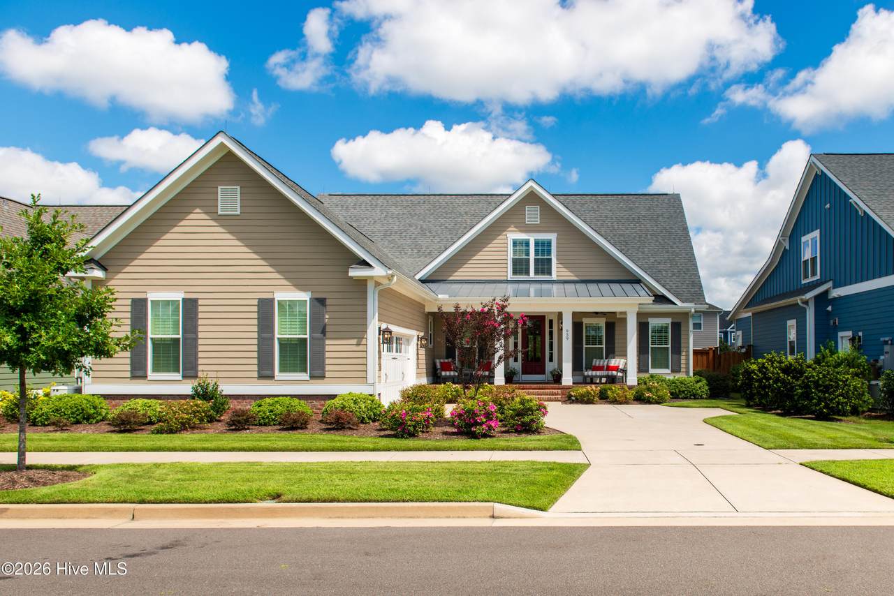 939 Bradshaw Terrace - Photo 1