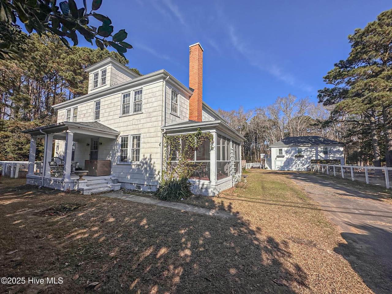 6047 Caratoke Highway - Photo 1