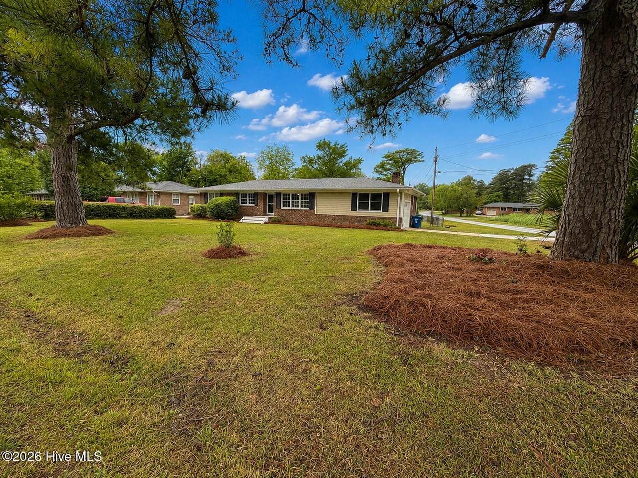 502 Clearbrook Drive - Photo 1