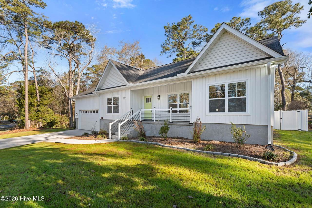3150 River Hills Drive - Photo 1
