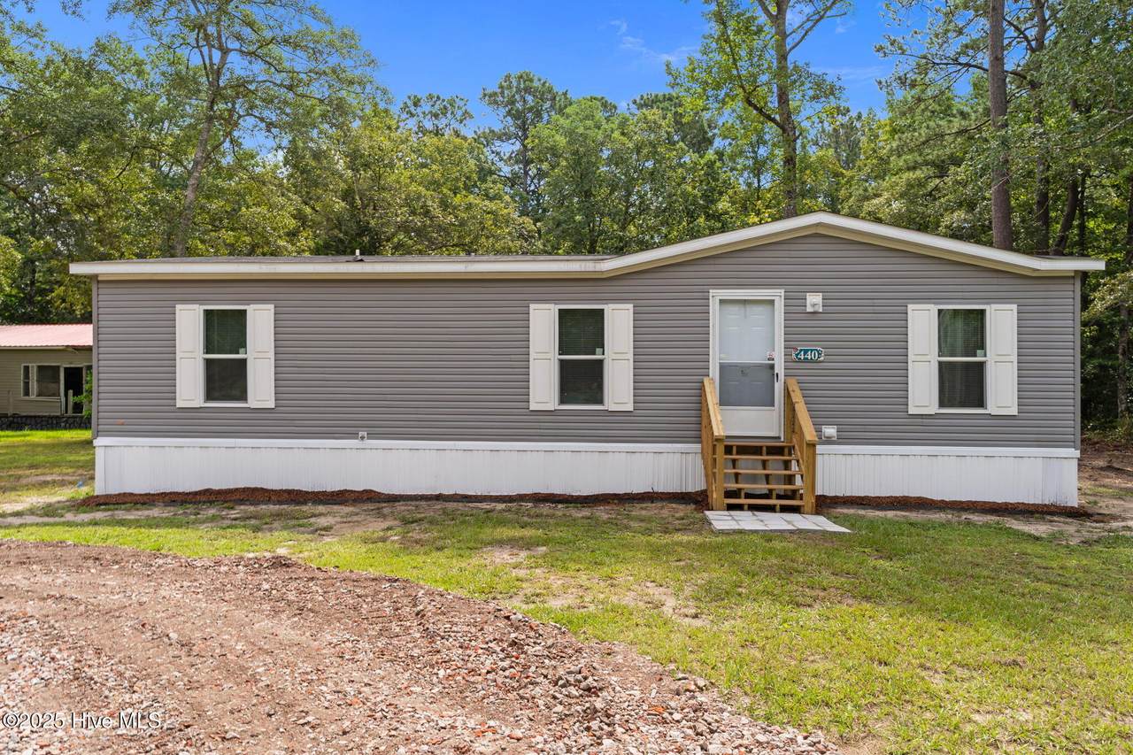 440 Stone Chimney Road - Photo 1