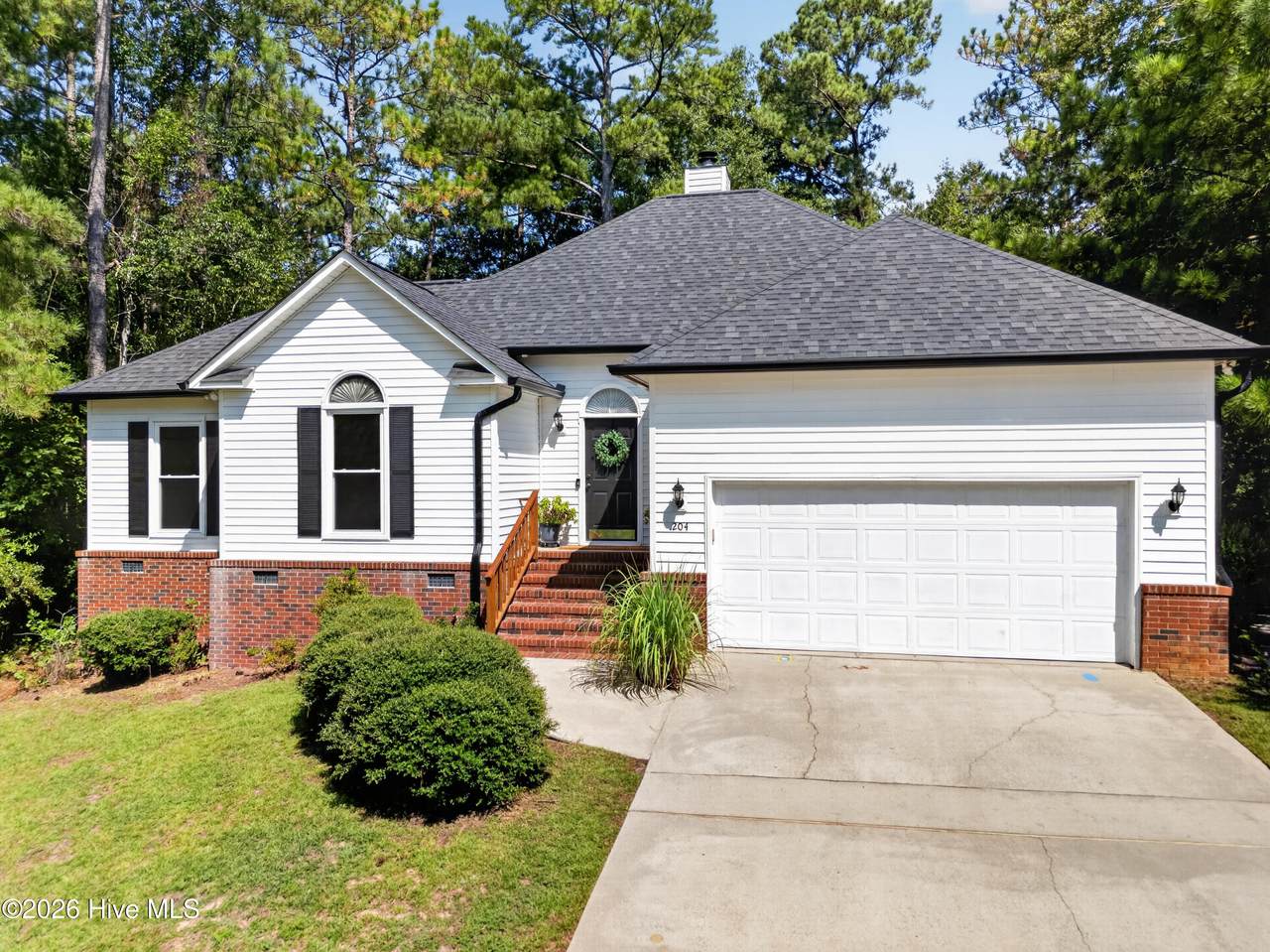 204 Buck Point Court - Photo 1