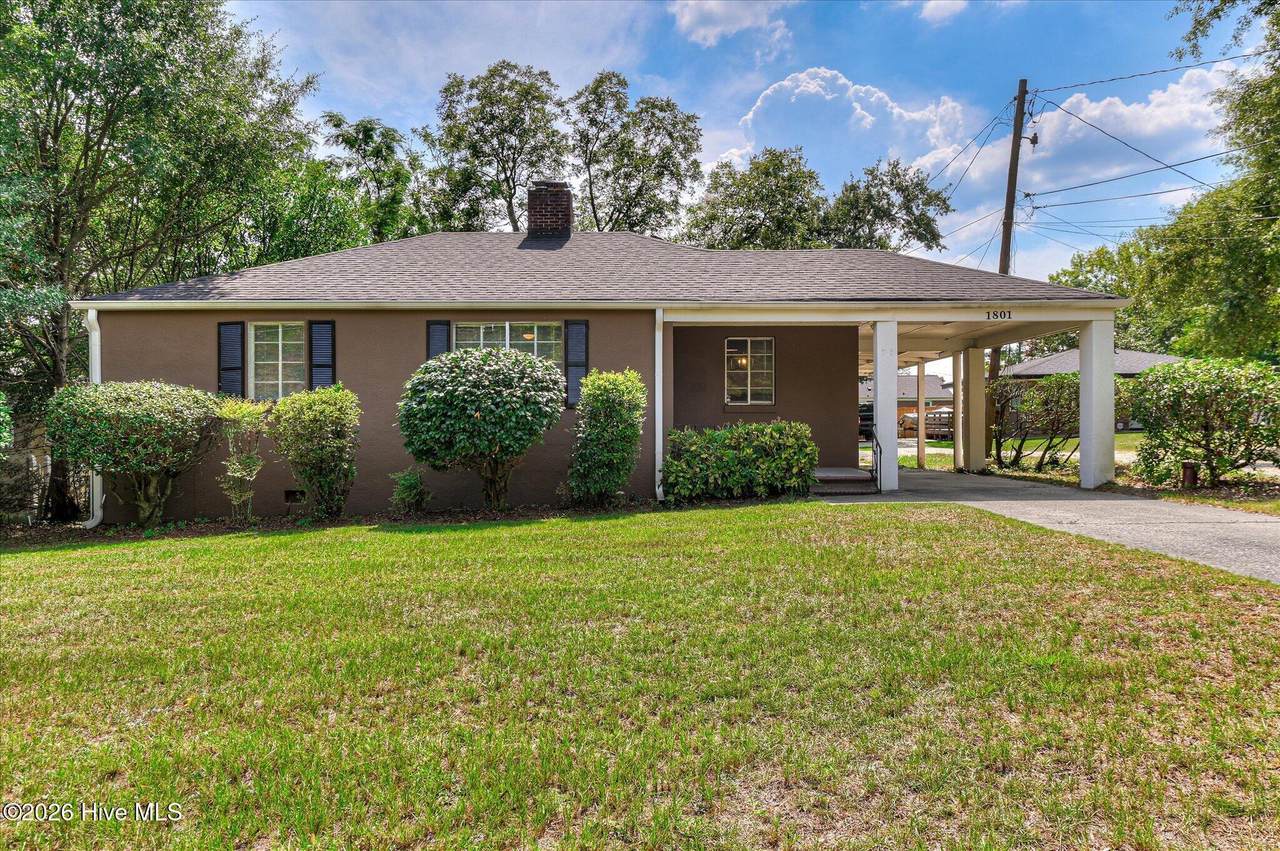 1801 Heath Street - Photo 1