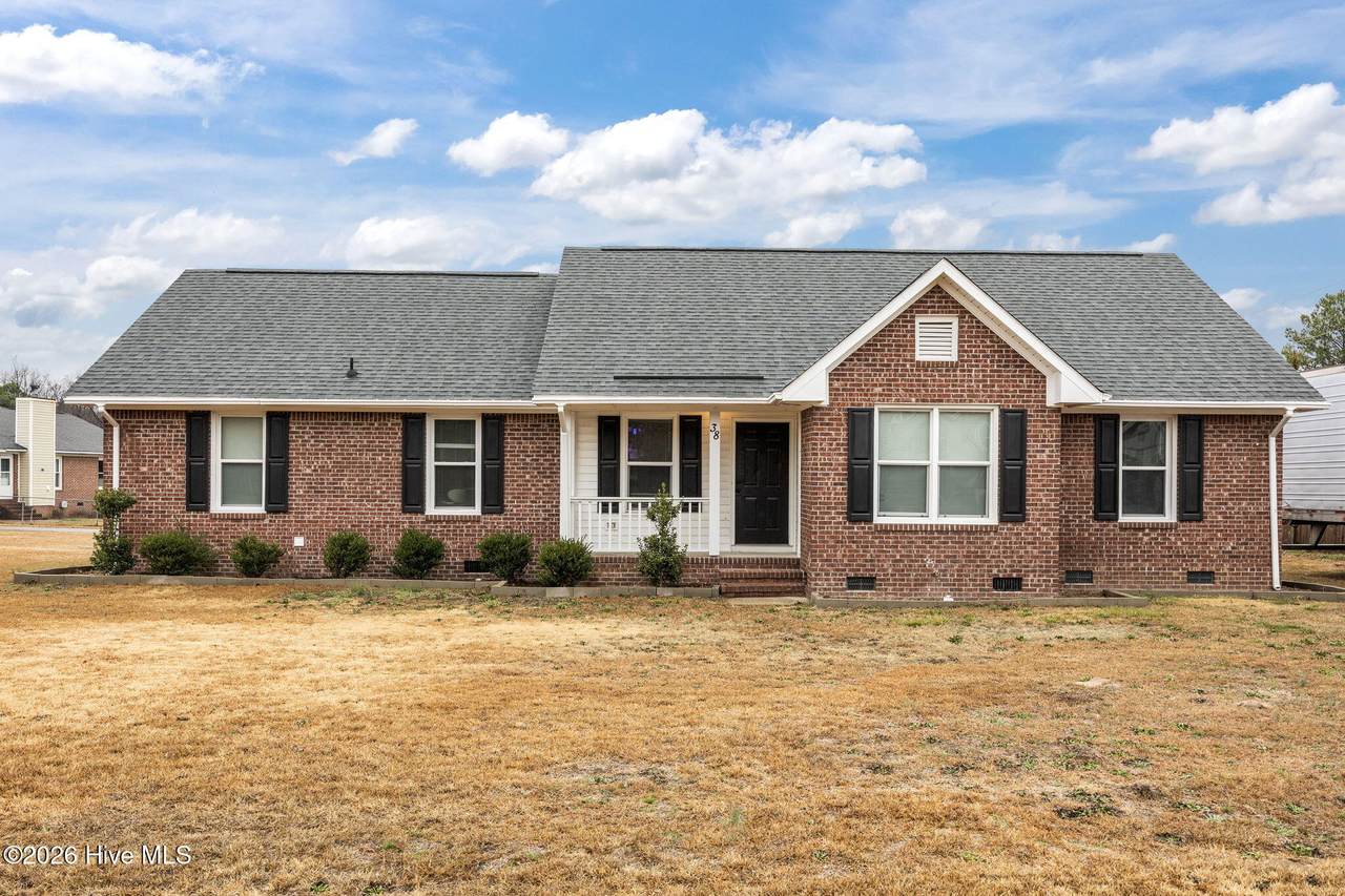 38 Hallmark Drive - Photo 1