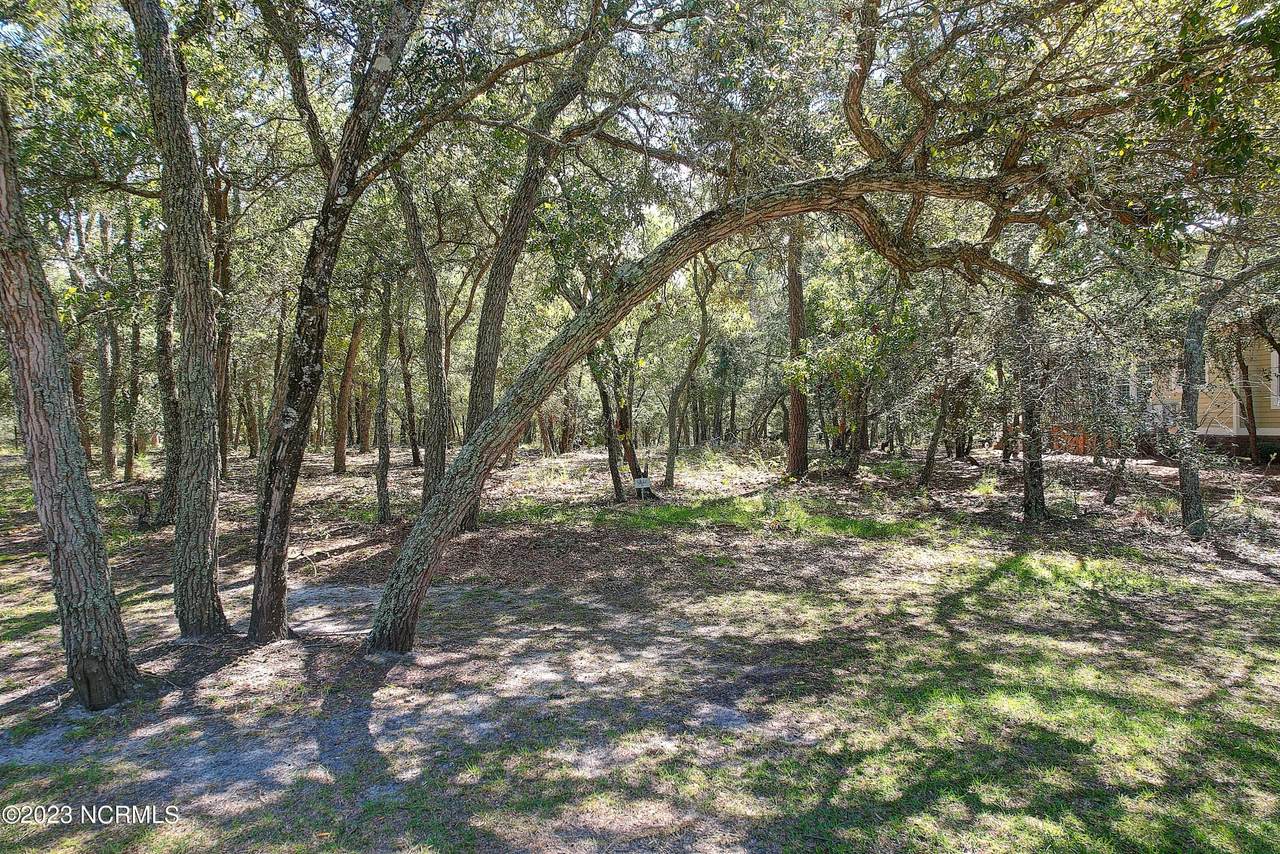 595 Seascape Boulevard - Photo 1