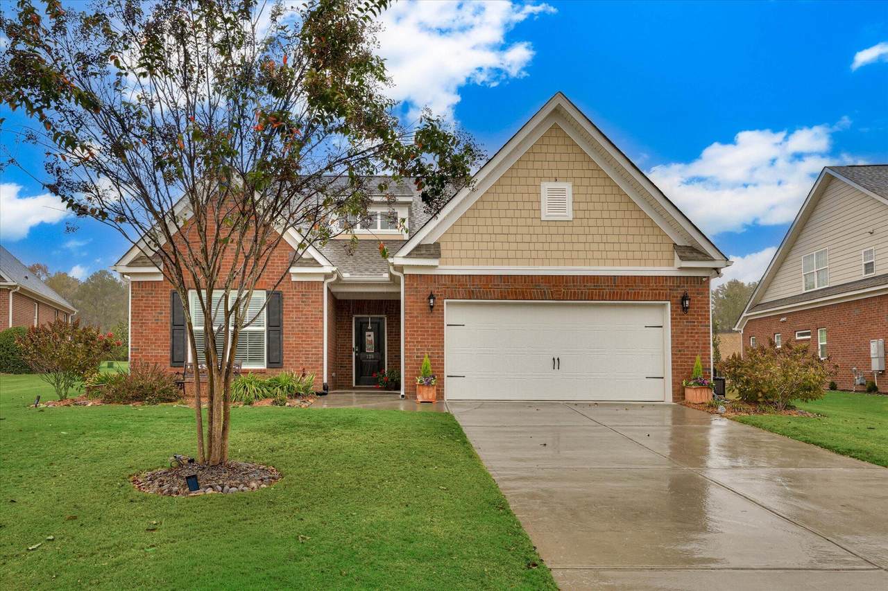 128 Fitzsimmons Drive - Photo 1