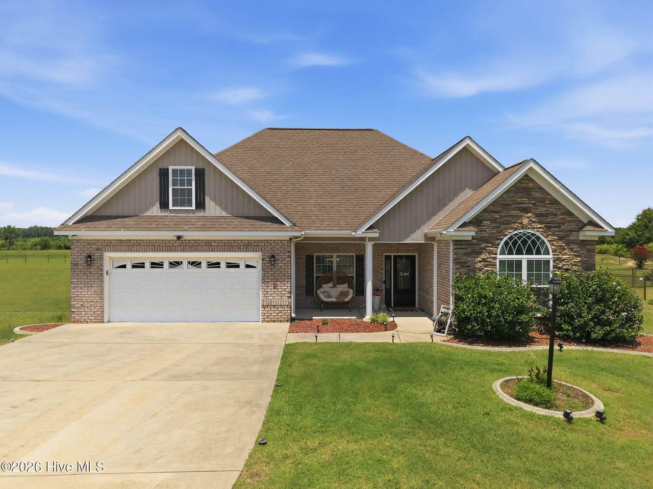 112 Merganser Drive - Photo 1
