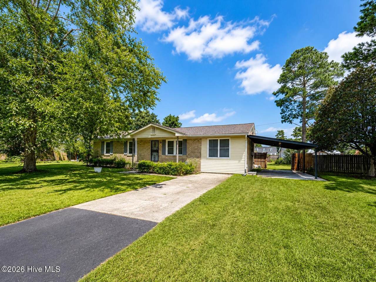 406 Drexel Lane - Photo 1
