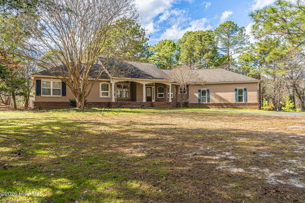 147 Shady Wood Court - Photo 1