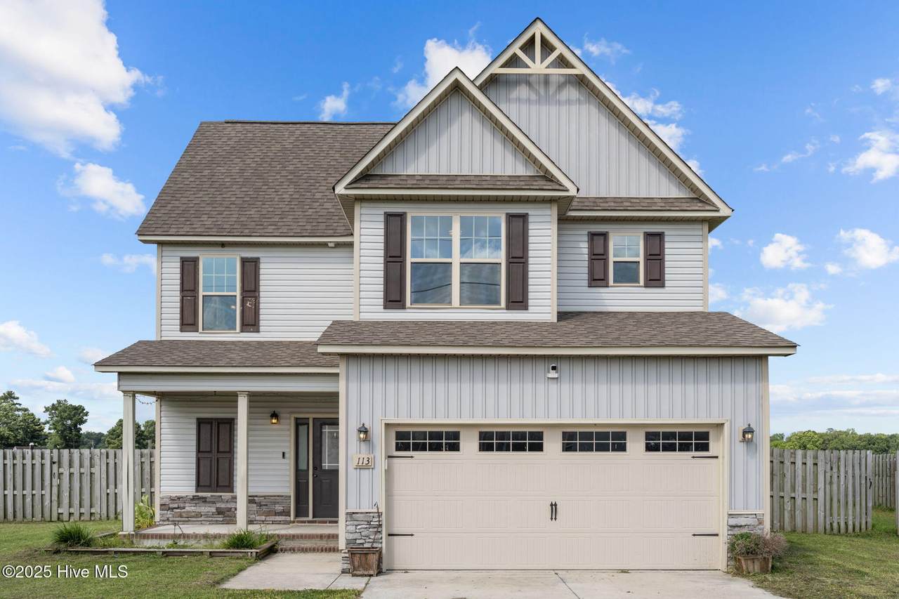 113 Woodwater Drive - Photo 1