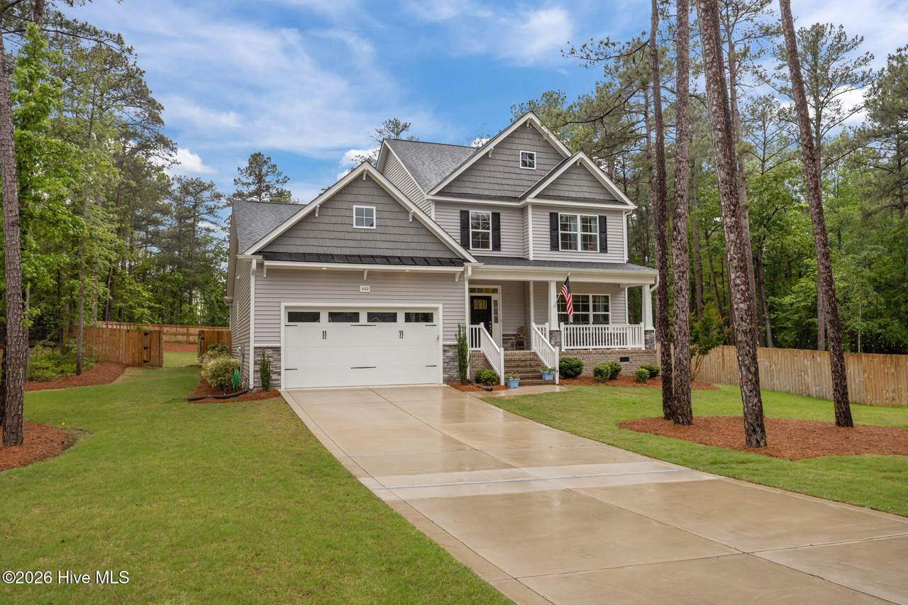 400 Piney Oak Drive - Photo 1