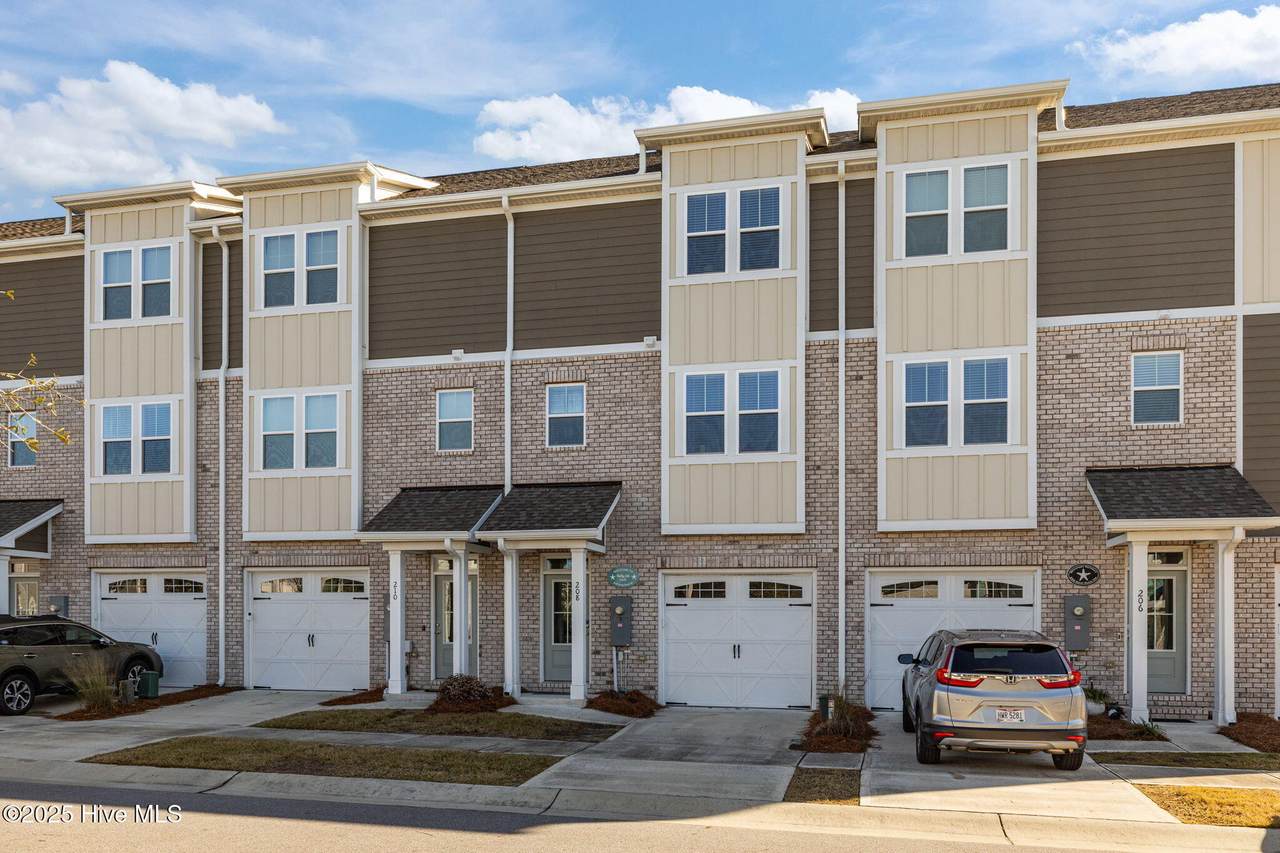 208 Gray Duck Drive - Photo 1