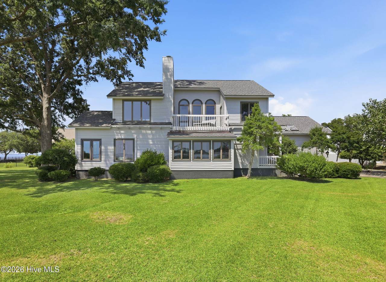 903 South Avenue - Photo 1
