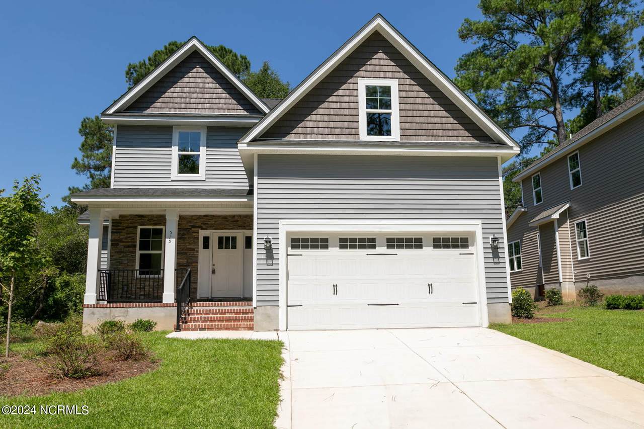 515 Sycamore Street - Photo 1