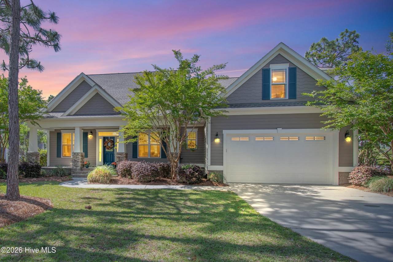 2738 Oak Forest Drive - Photo 1