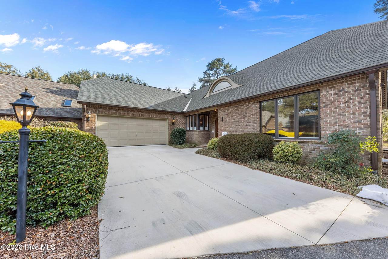 4 Chalford Place - Photo 1