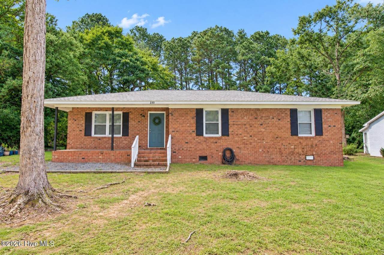 230 Melissa Drive - Photo 1