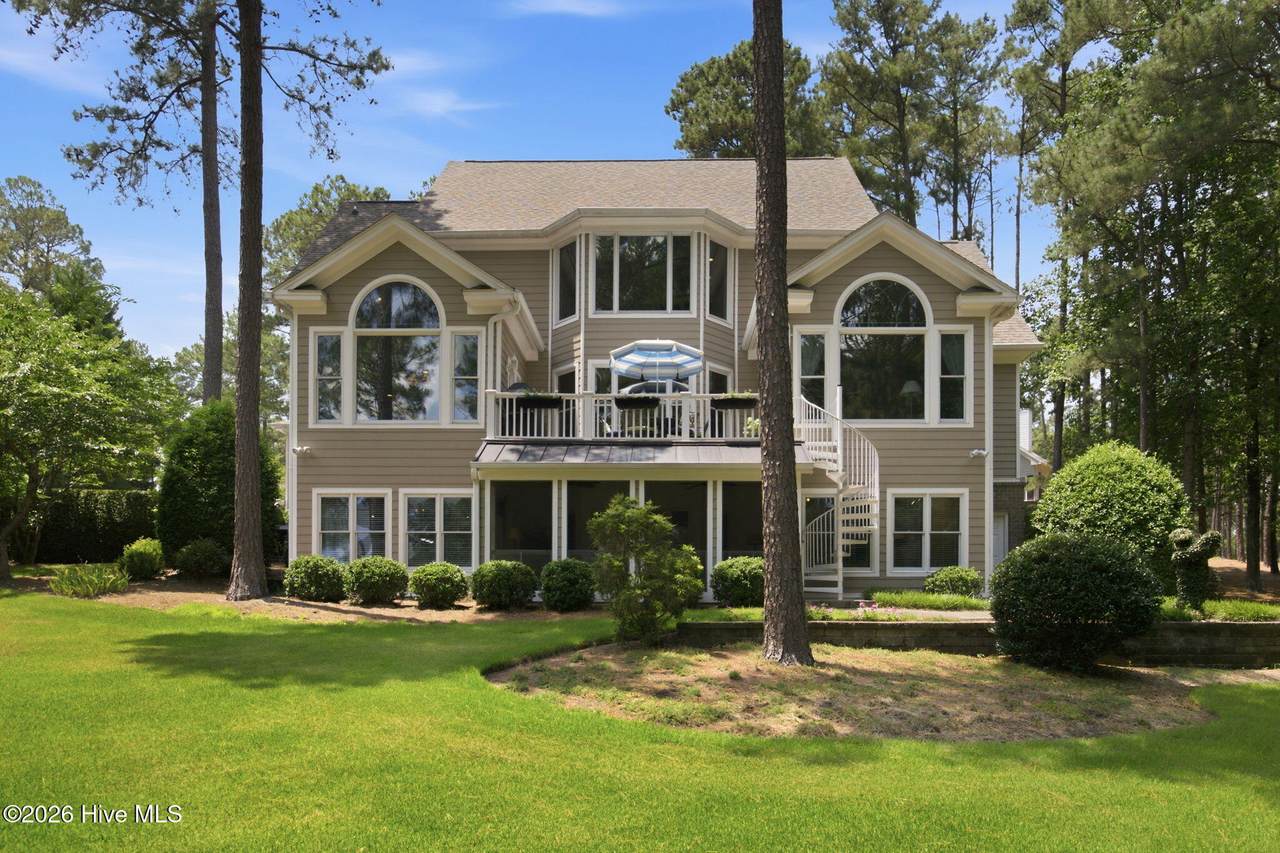 83 Abbottsford Drive - Photo 1
