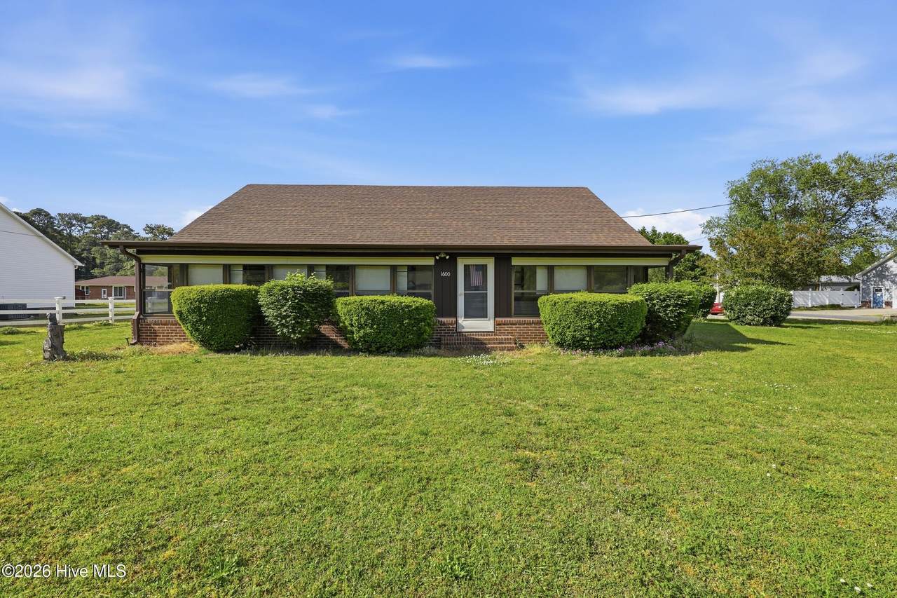 1600 Main Ext - Photo 1