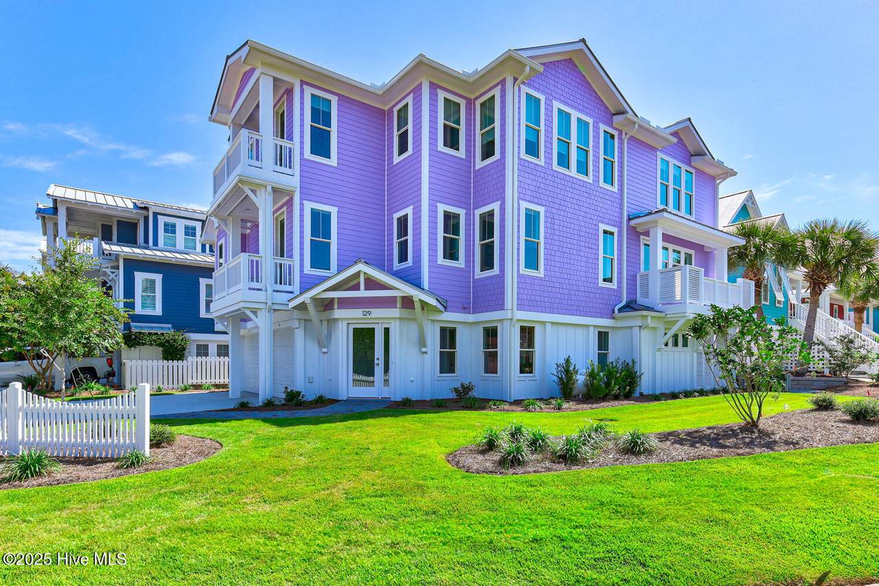 129 Seawatch Way - Photo 1