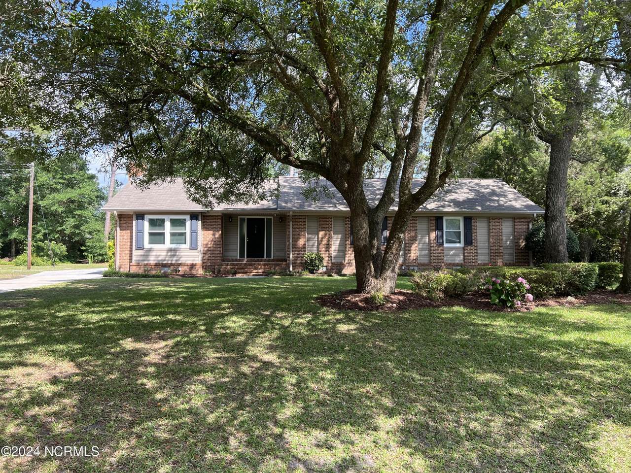 518 Rose Avenue - Photo 1