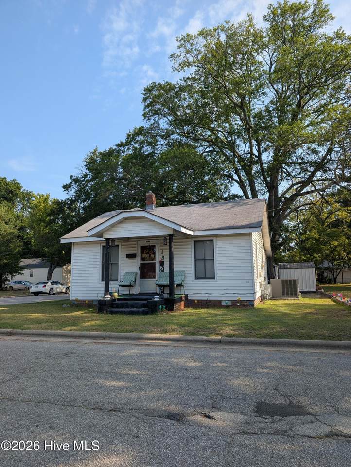 812 Granger Street - Photo 1
